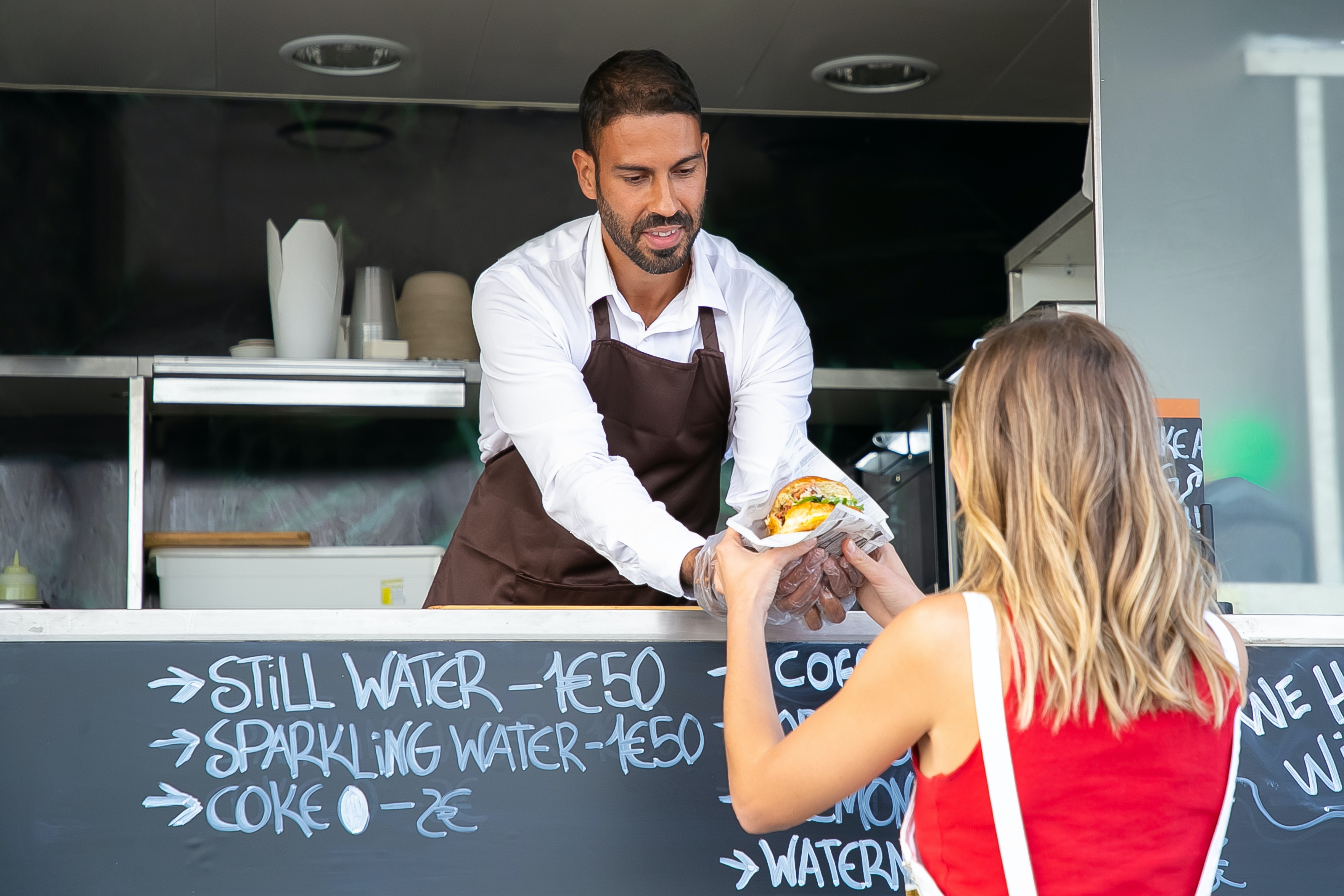 How Do Small Businesses Communicate With Their Customers in 2023?