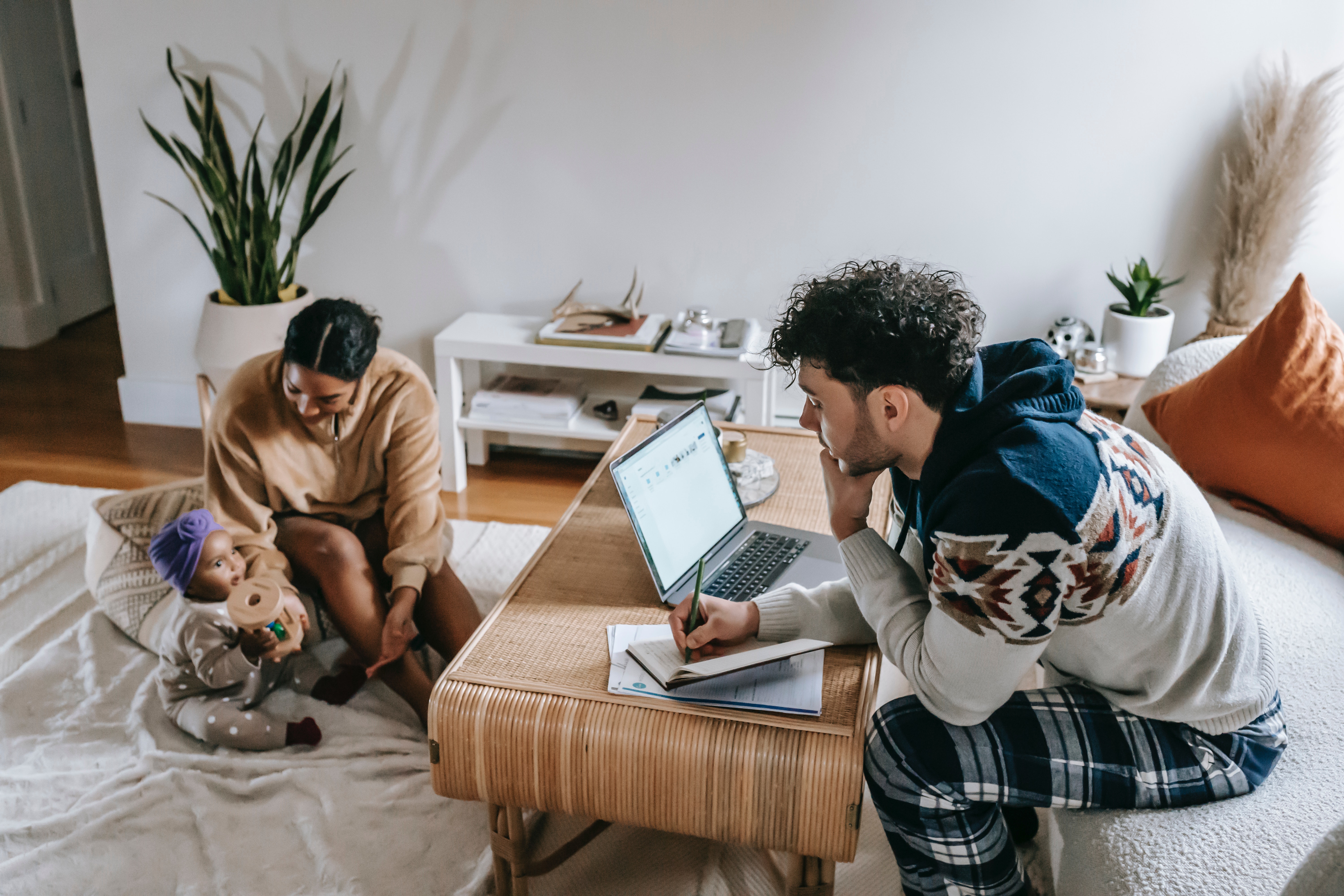 10 Tips for Staying Focused While Working From Home